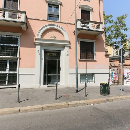 The Best Rent - Modern Apartment Near Bocconi University Милан Экстерьер фото