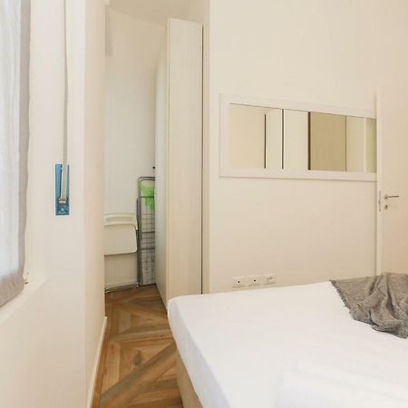 The Best Rent - Modern Apartment Near Bocconi University Милан Экстерьер фото