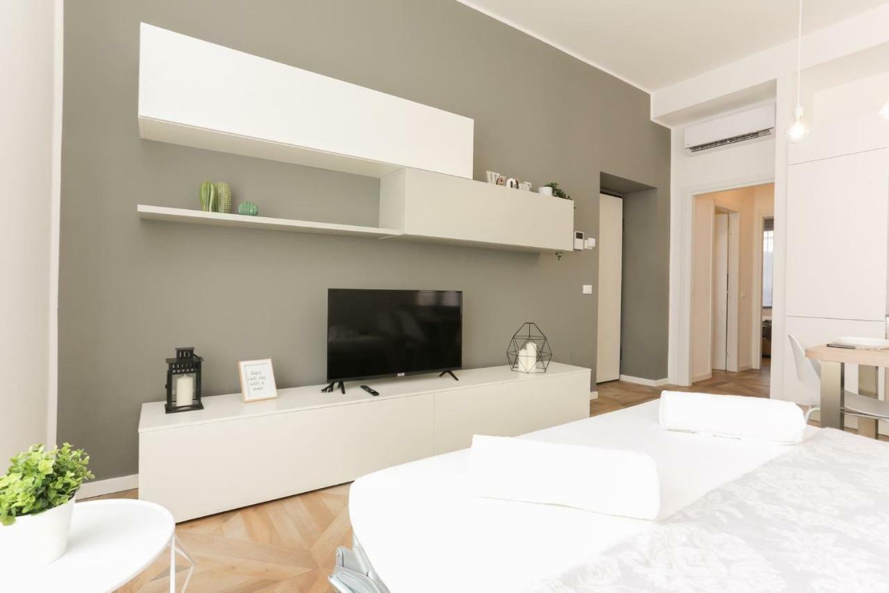 The Best Rent - Modern Apartment Near Bocconi University Милан Экстерьер фото